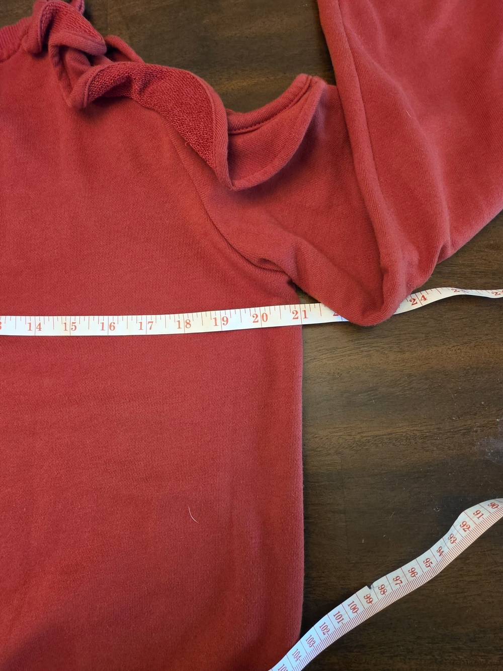 Promesa Red Ruffle-Shoulder Sweatshirt - Picture 5 of 6
